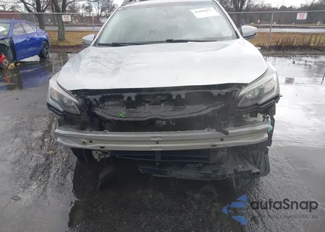 2022 Subaru Outback Premium z USA, uszkodzony, nr VIN 4S4BTAFC9N3172357